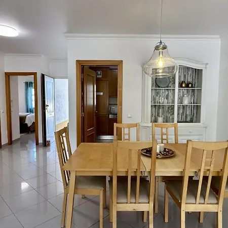 Pine Cliffs - Shared Pool - 8 Guests - *