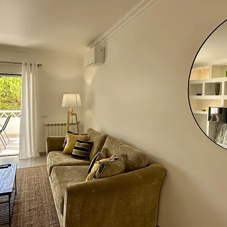 Pine Cliffs - Shared Pool - 8 Guests -